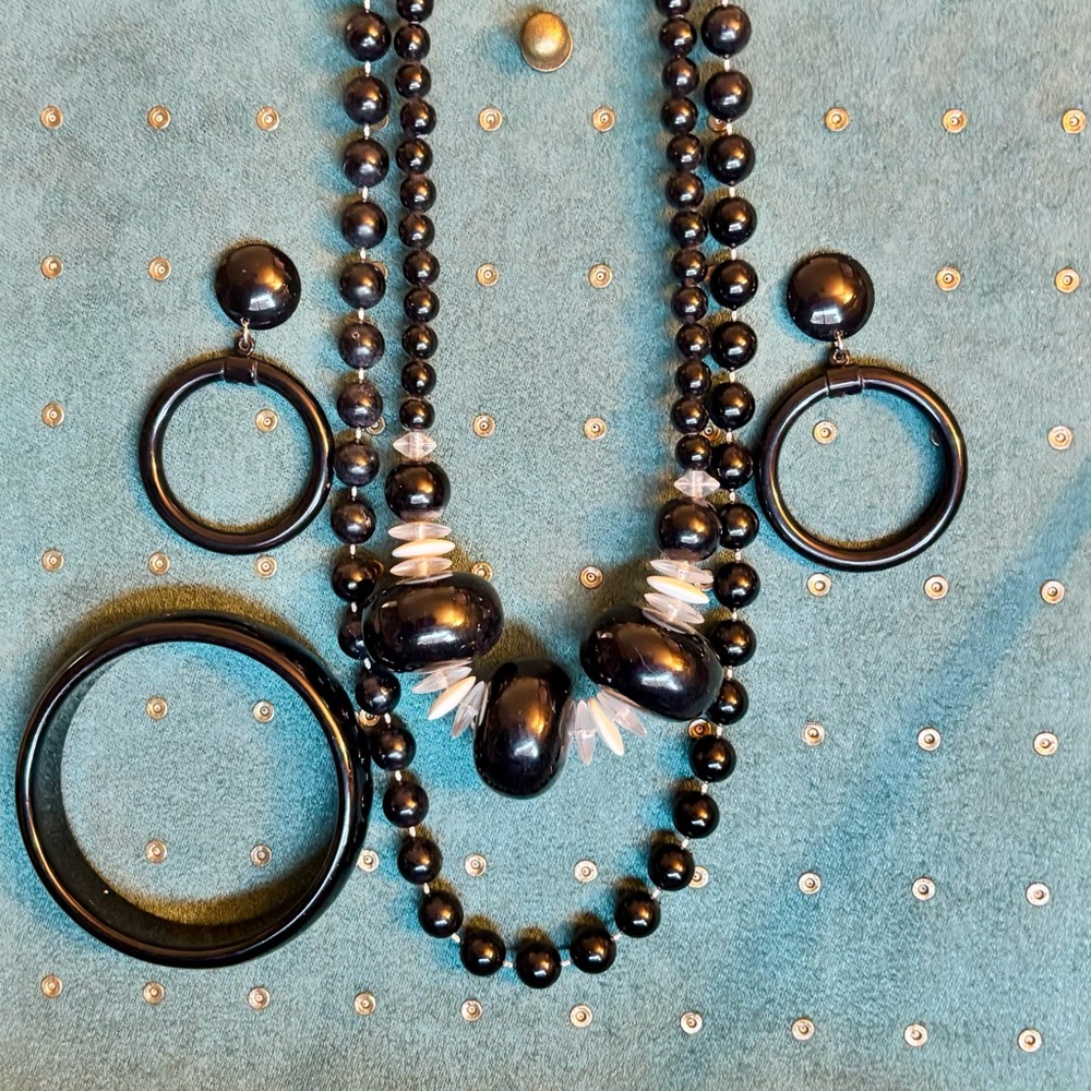 Vintage Costume Jewelry Black Beaded Necklaces Earring and Bangle Set